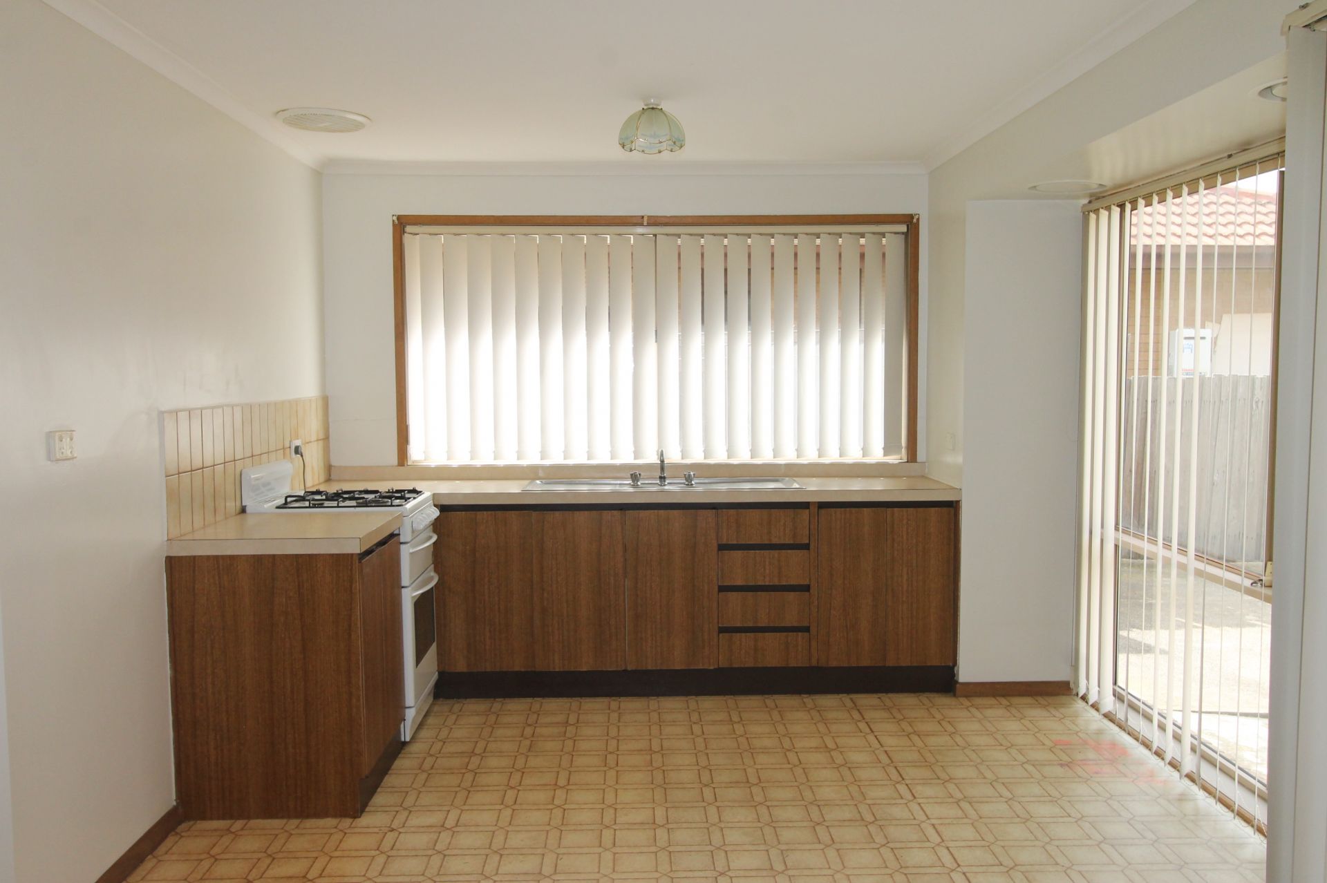 GREAT FAMILY HOME !!!