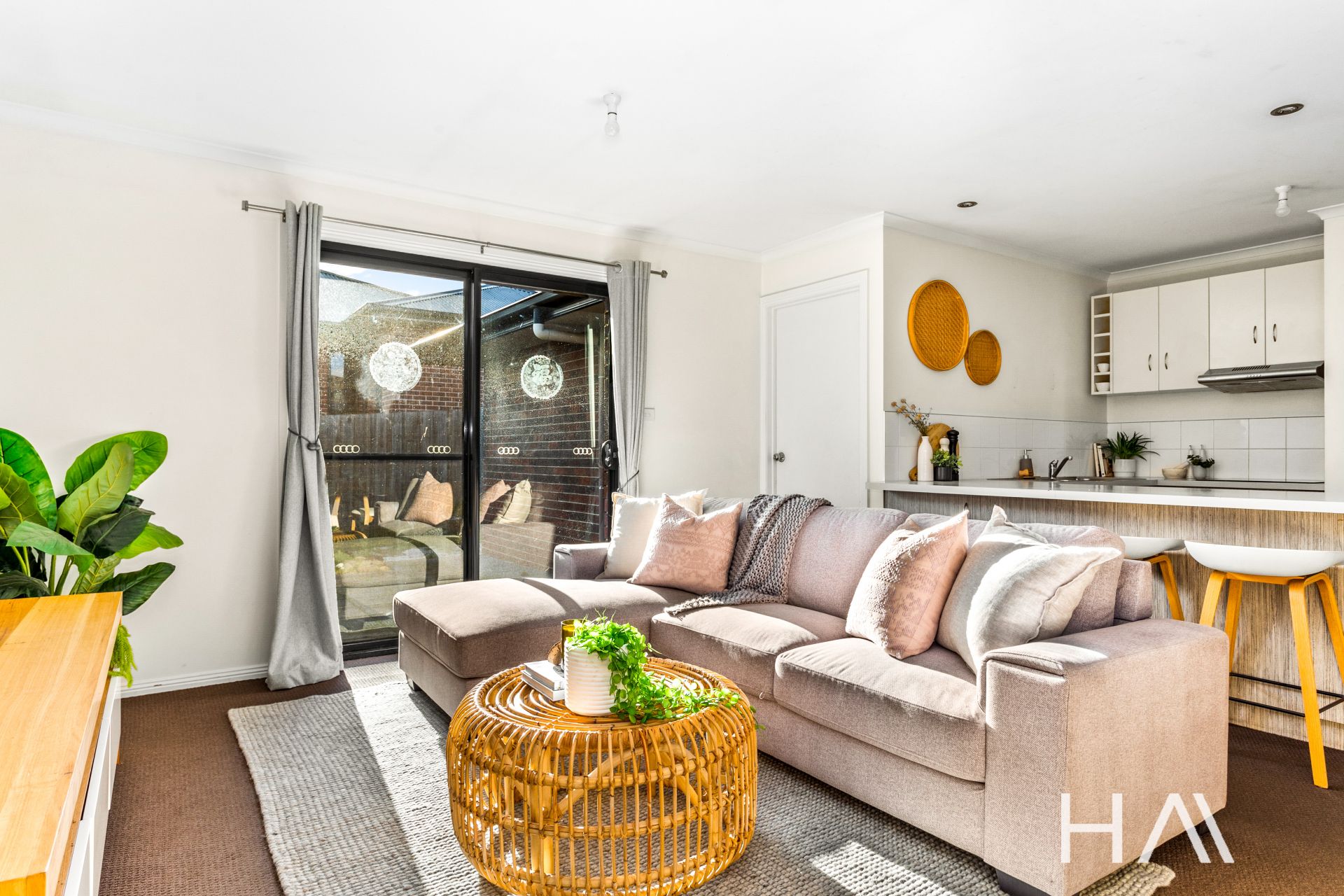 10 Dafnis Drive Newnham, Newnham - Thumbnail 7