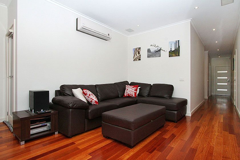 MODERN UNIT, GREAT LOCATION