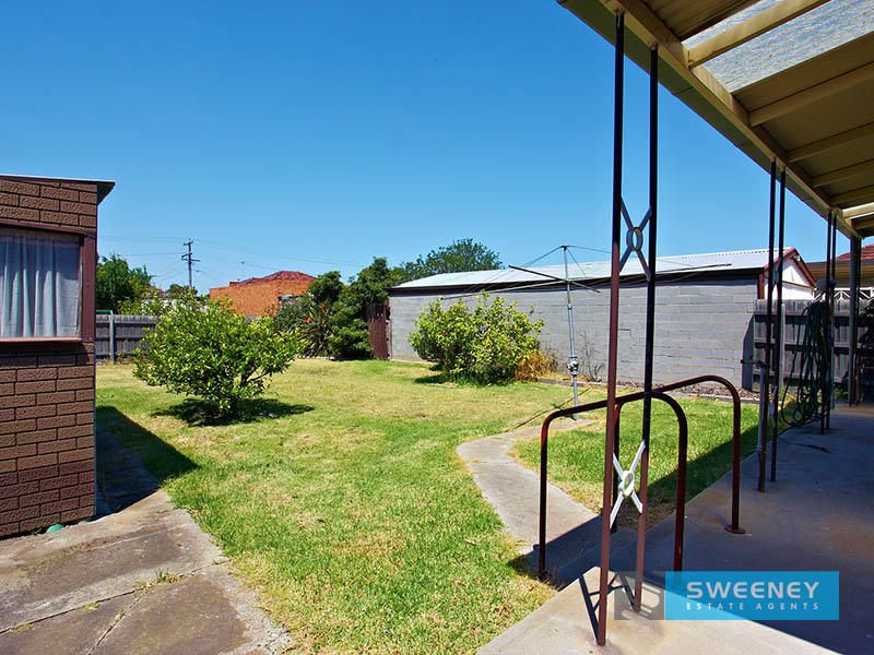 52 Angus Avenue, Altona North - Thumbnail 6