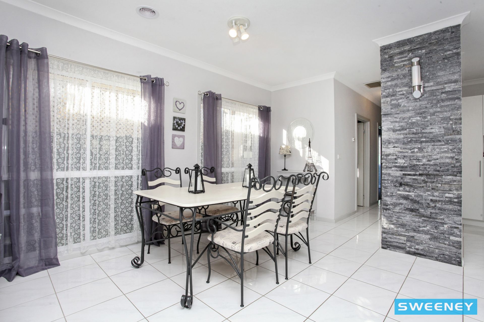 2 Saxby Court, Burnside - Thumbnail 6
