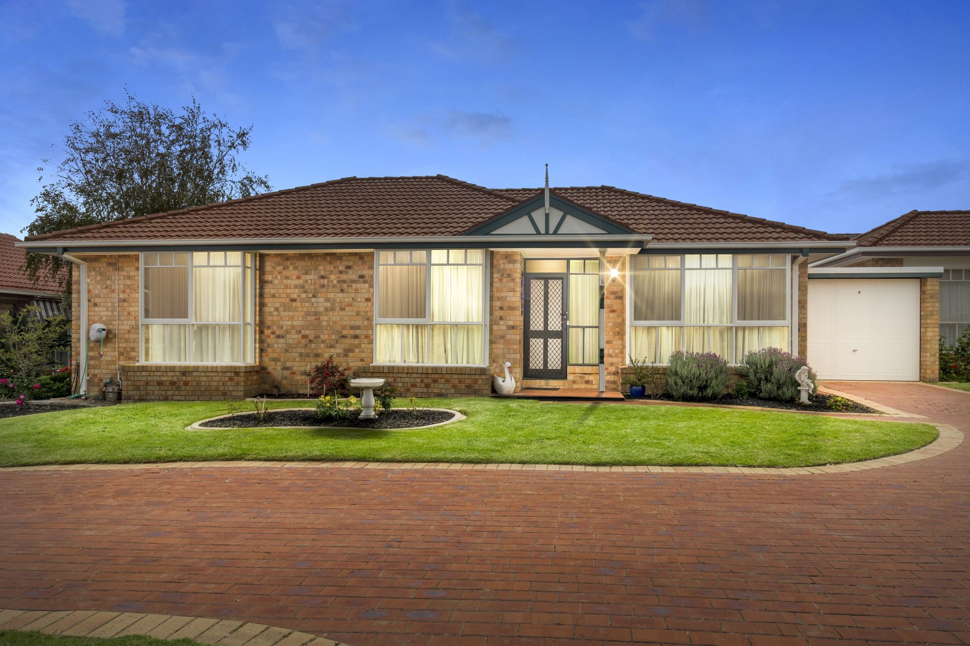 Real Estate For Sale 5/5860 Wilsons Road Mornington , VIC