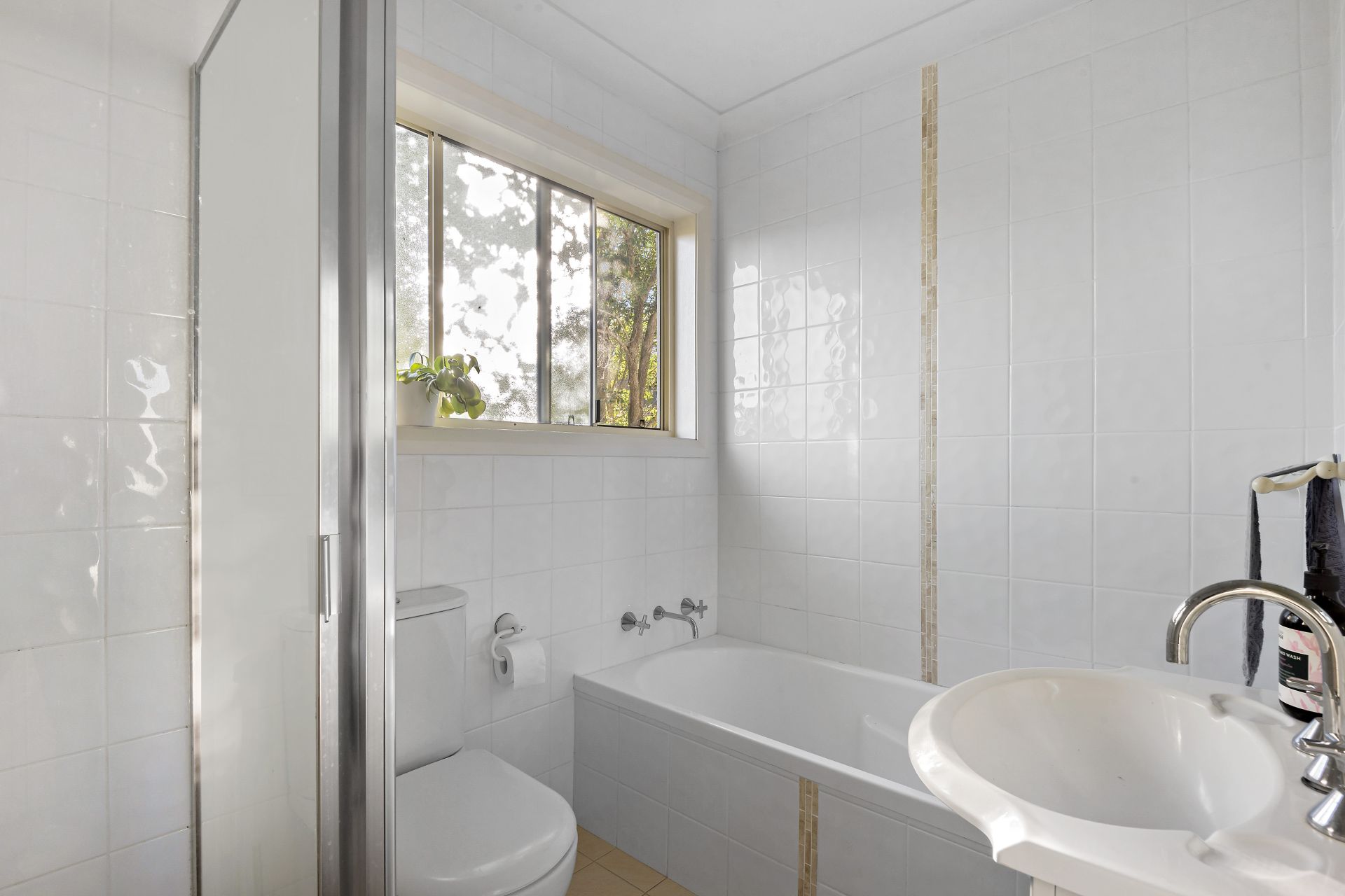 Real Estate For Sale 2/26 Brookvale Avenue Brookvale , NSW