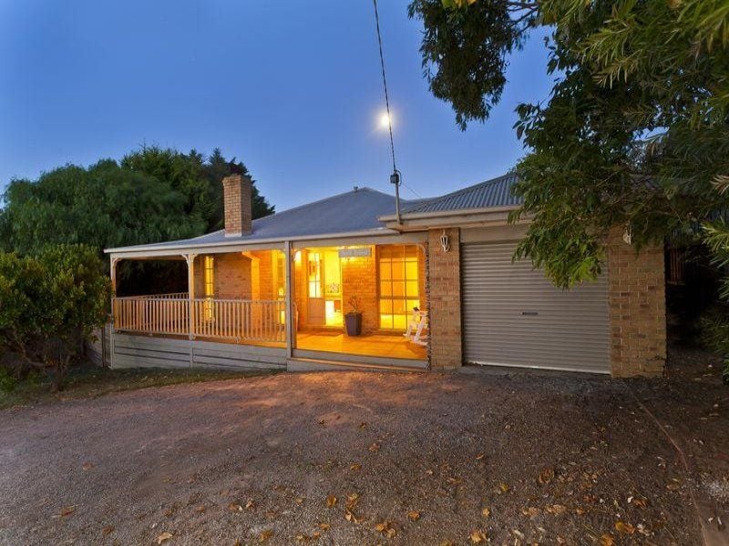 4 Lockyer Court OCEAN GROVE VIC, Ocean Grove - Thumbnail 2