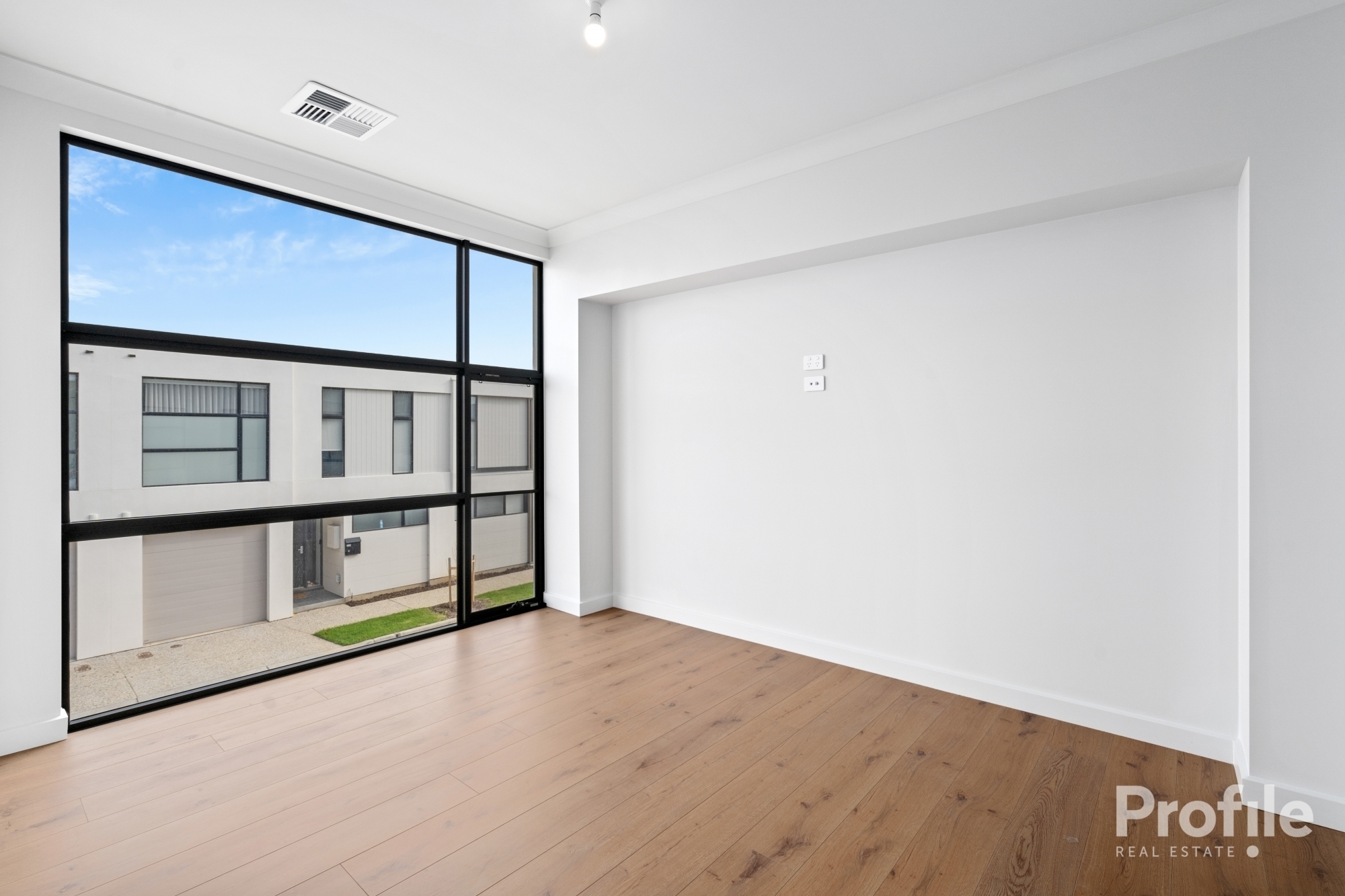 7 Neighbour Road West Lakes 5021