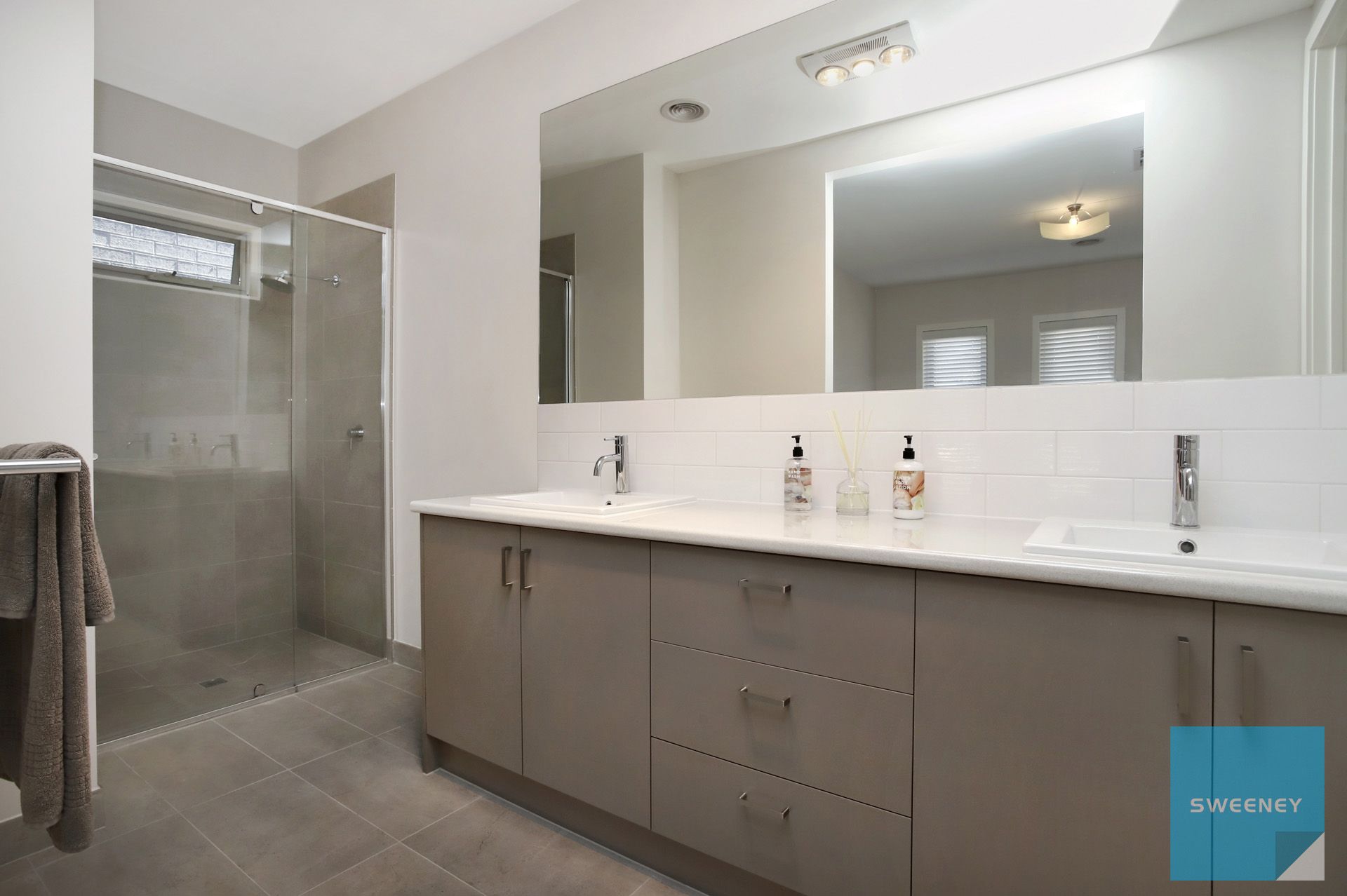 27 Raddle Road, Aintree - Thumbnail 7