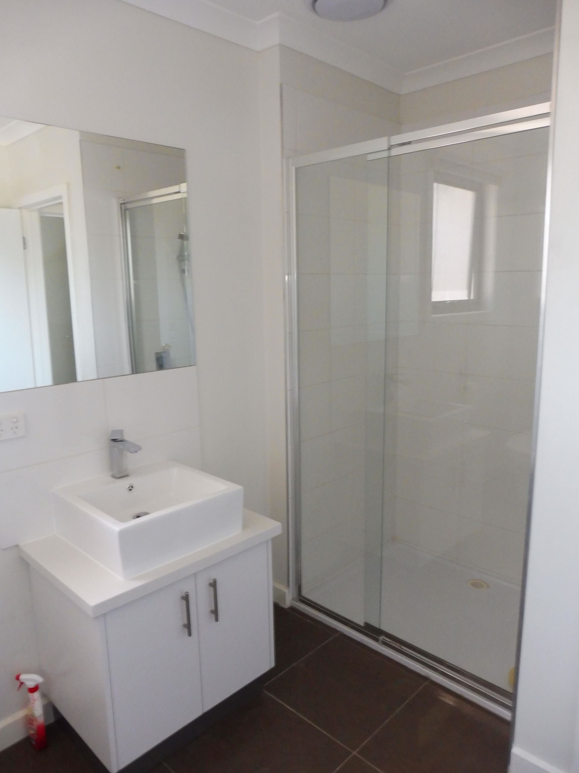 PRIME LOCATION & CLOSE TO ALL AMENITIES