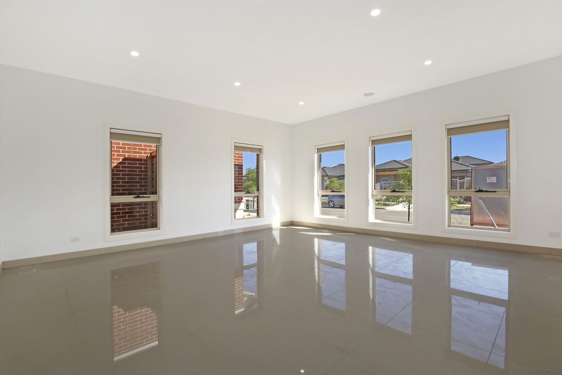 QUALITY LIVING AT WARATAH ESTATE  *Insp Thu 21st Mar @ 4:10pm*
