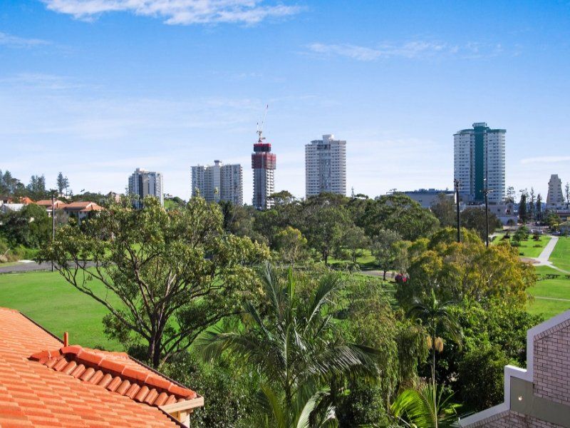 11/33-37 Dixon Street 'Park Side View' COOLANGATTA QLD, Coolangatta - Thumbnail 6
