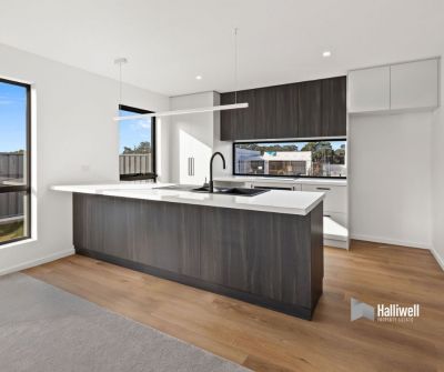 3
 
 
 
  
 
 
 2
 
 
 
  
 
 
 1
 
 
 
 
 
 
 
 14 Hugo Court, Ulverstone TAS 7315, Ulverstone - Thumbnail 6