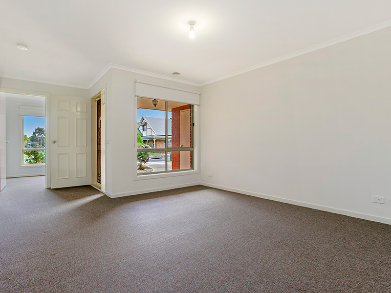 6 James Austin Way, Seabrook - Thumbnail 5