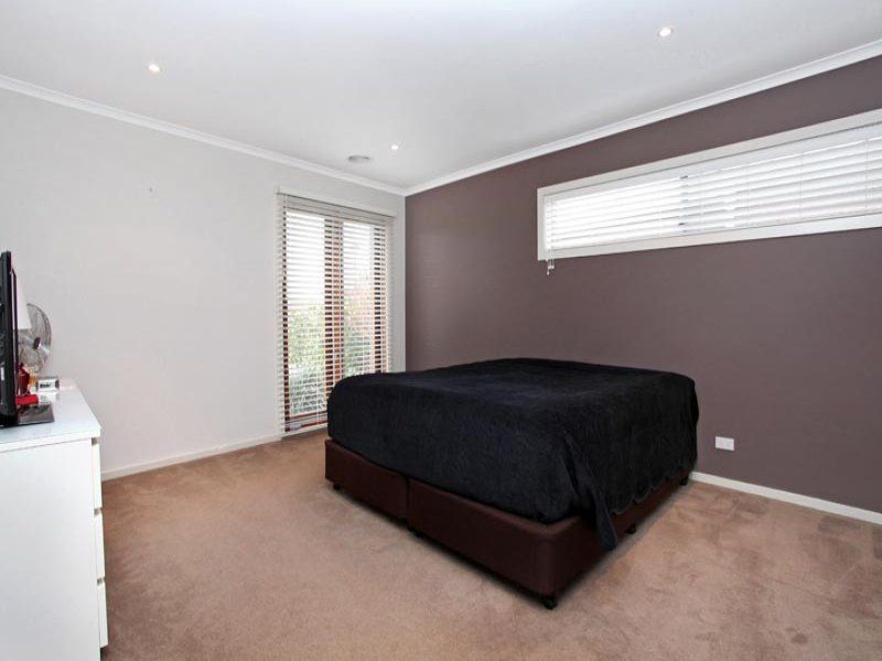 54 Olsen Retreat, Caroline Springs - Thumbnail 6