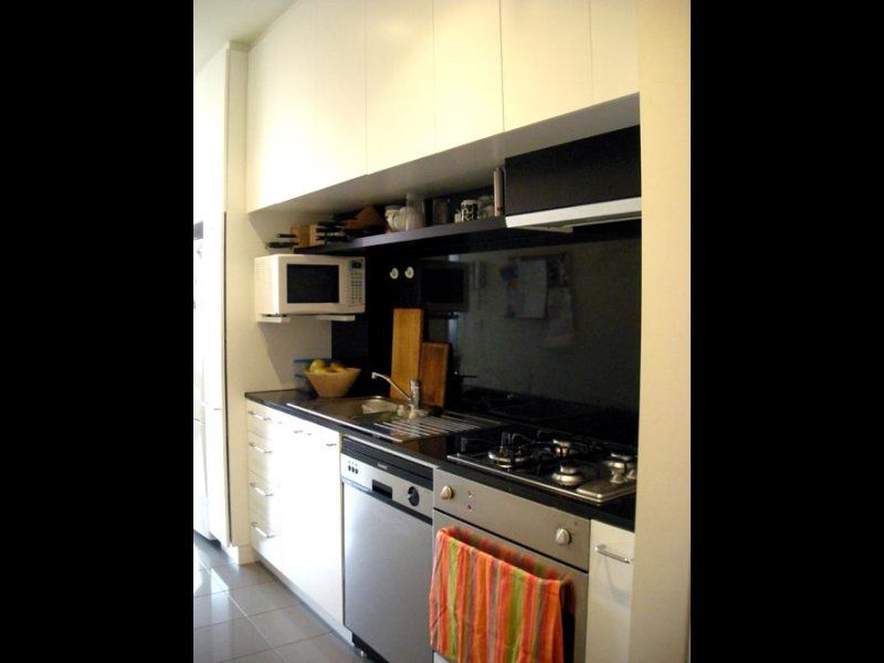 205/25-33 Wills Street MELBOURNE VIC, Melbourne - Thumbnail 5