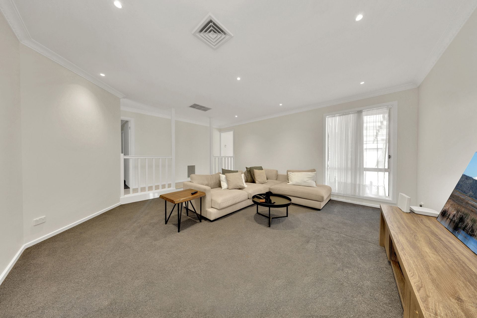 SPACIOUS FAMILY HOME WITH AMPLE PARKING AND MODERN UPDATES