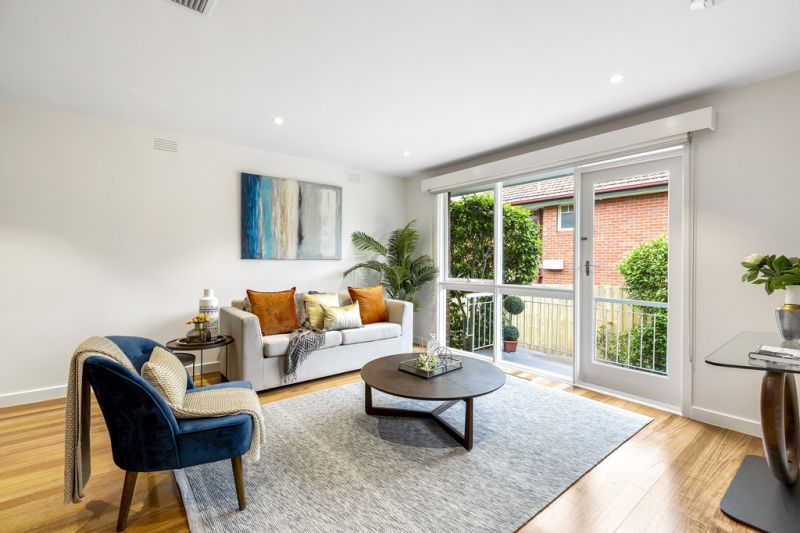 2/10 Van Ness Avenue, Glen Iris - Thumbnail 3