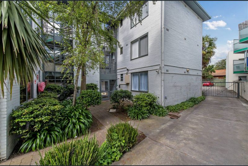 27/180 Barkly Street, St Kilda - Thumbnail 8