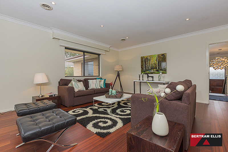 16 Molineaux Place, Farrer - Thumbnail 5