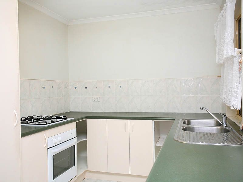 17 Moneghetti Place, Burnside - Thumbnail 3