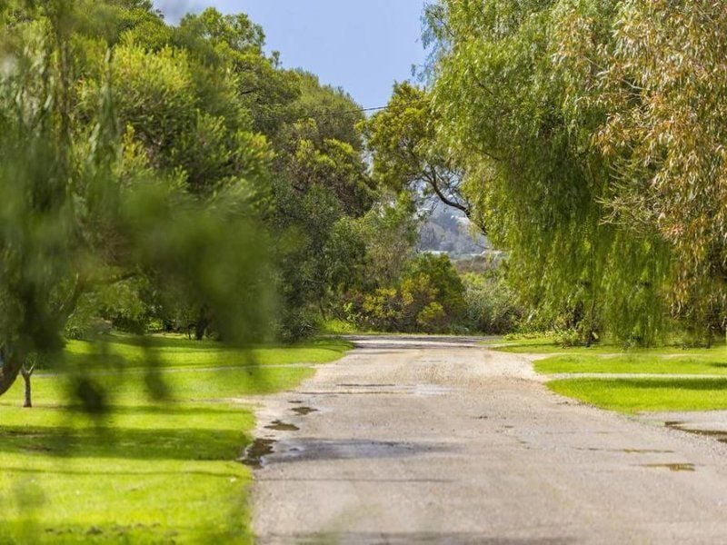 10 Taits Road BARWON HEADS VIC, Barwon Heads - Thumbnail 2