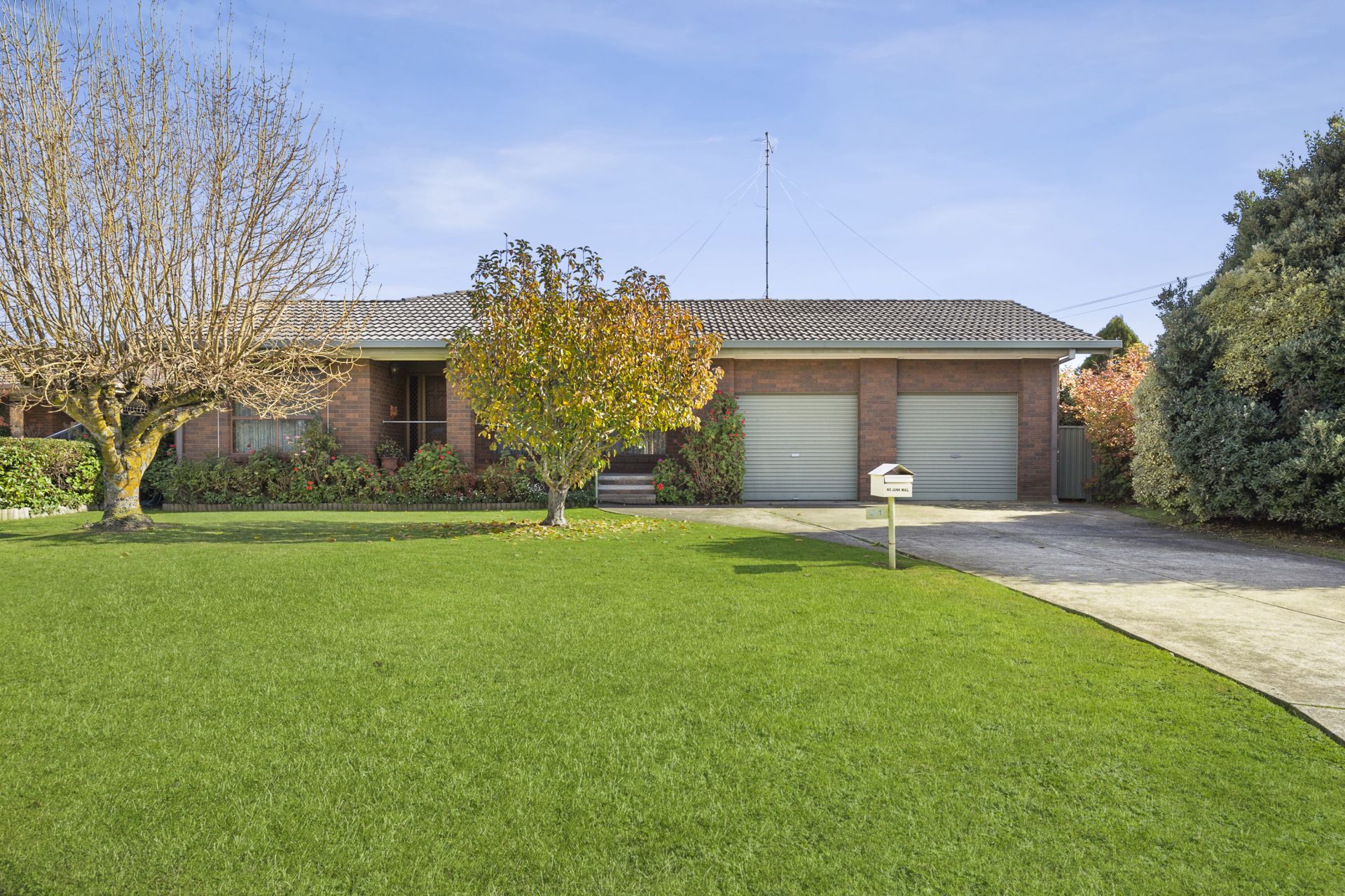 31 Shaw Avenue, Wendouree, Wendouree - Thumbnail 3