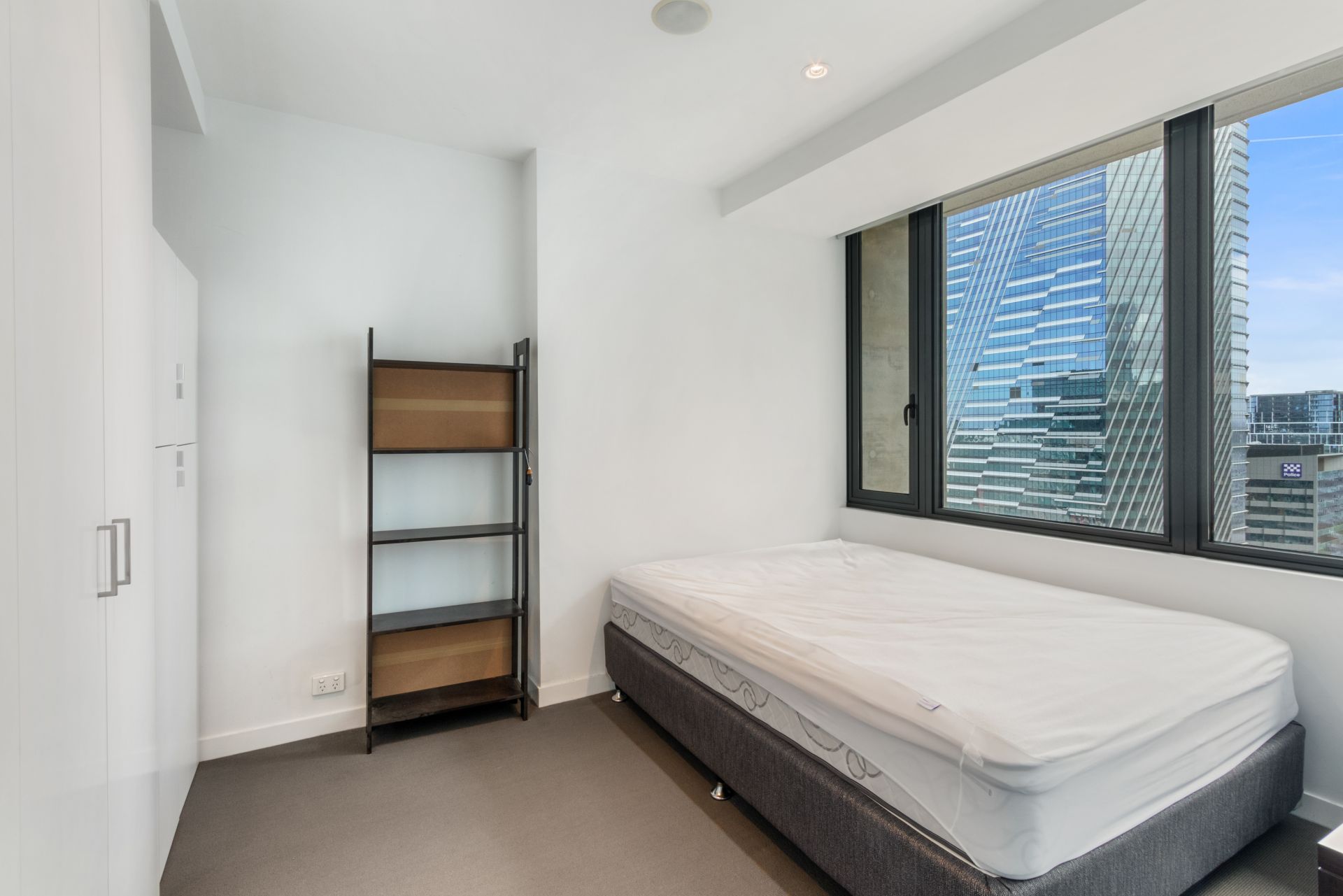 Live The Ultimate Inner-City Lifestyle