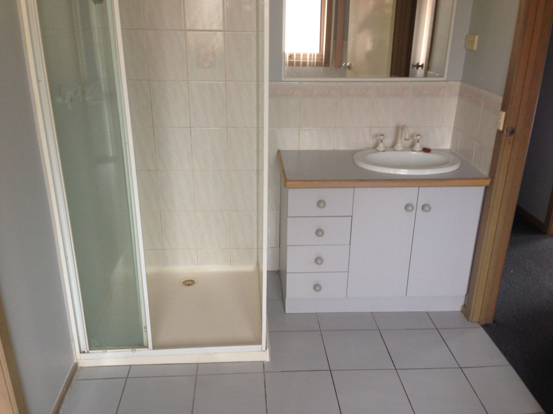 LOCATION, LOCATION !!!  **FRESHLY PAINTED, BRAND NEW CARPETS & FLOORBOARDS**