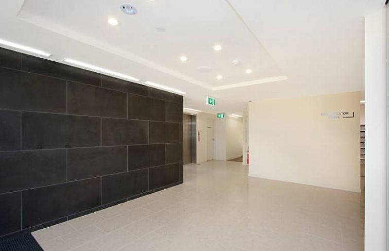 603/3-11 High Street, North Melbourne - Thumbnail 5