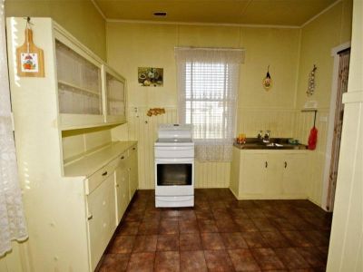 2
 
 
 
  
 
 
 1
 
 
 
  
 
 
 3
 
 
 
 
 
 
 
 44 Surrey Street, DEVONPORT TAS 7310, Devonport - Thumbnail 6