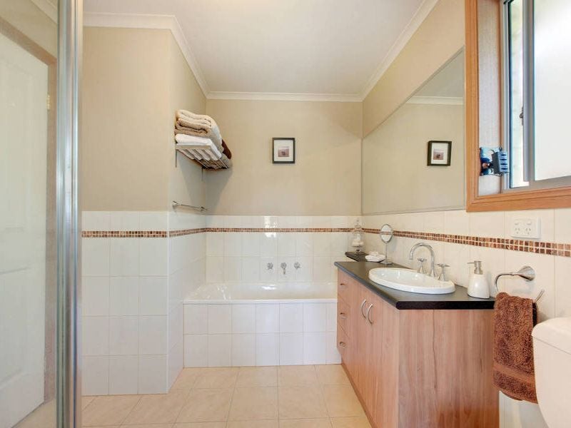 1 Hammond Court, Altona Meadows - Thumbnail 8
