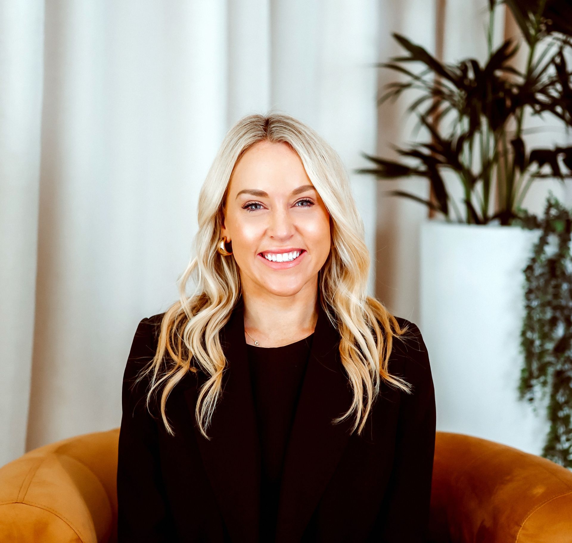 Caitlin AristobilAdele Stone Real Estate