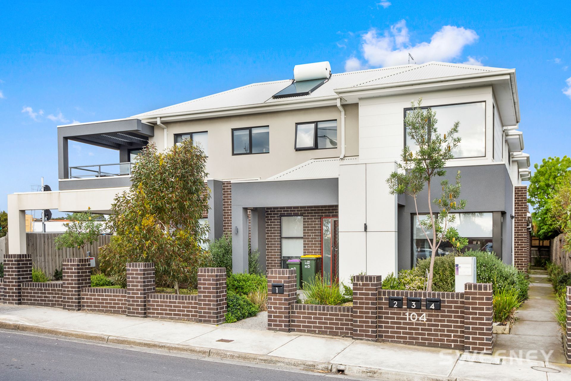 2/104 Maidstone Street, Altona - Thumbnail 2