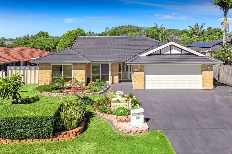 Real Estate For Sale 22 Plane Tree Circuit Woongarrah , NSW
