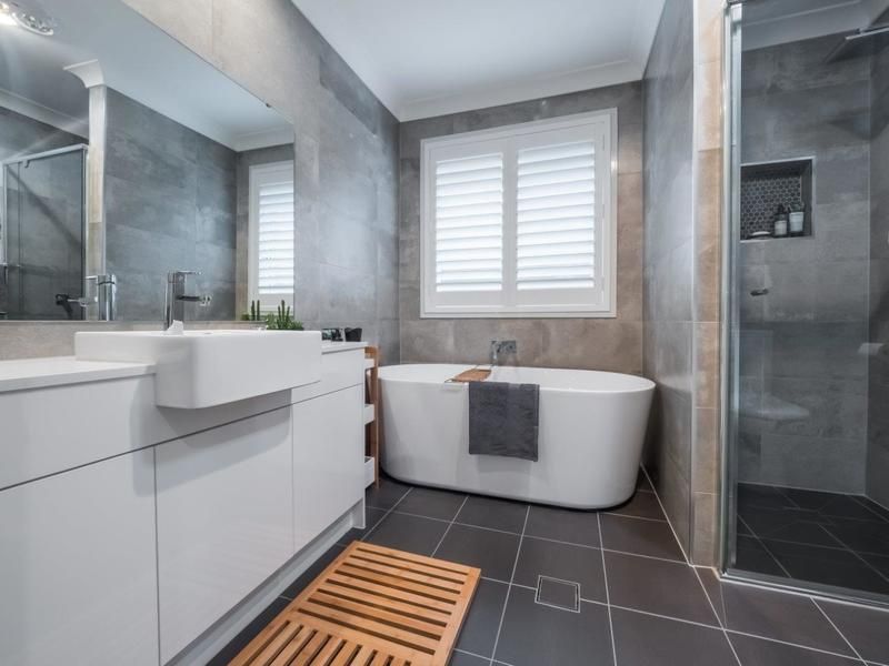 Colebee 10 Oakhill Crescent