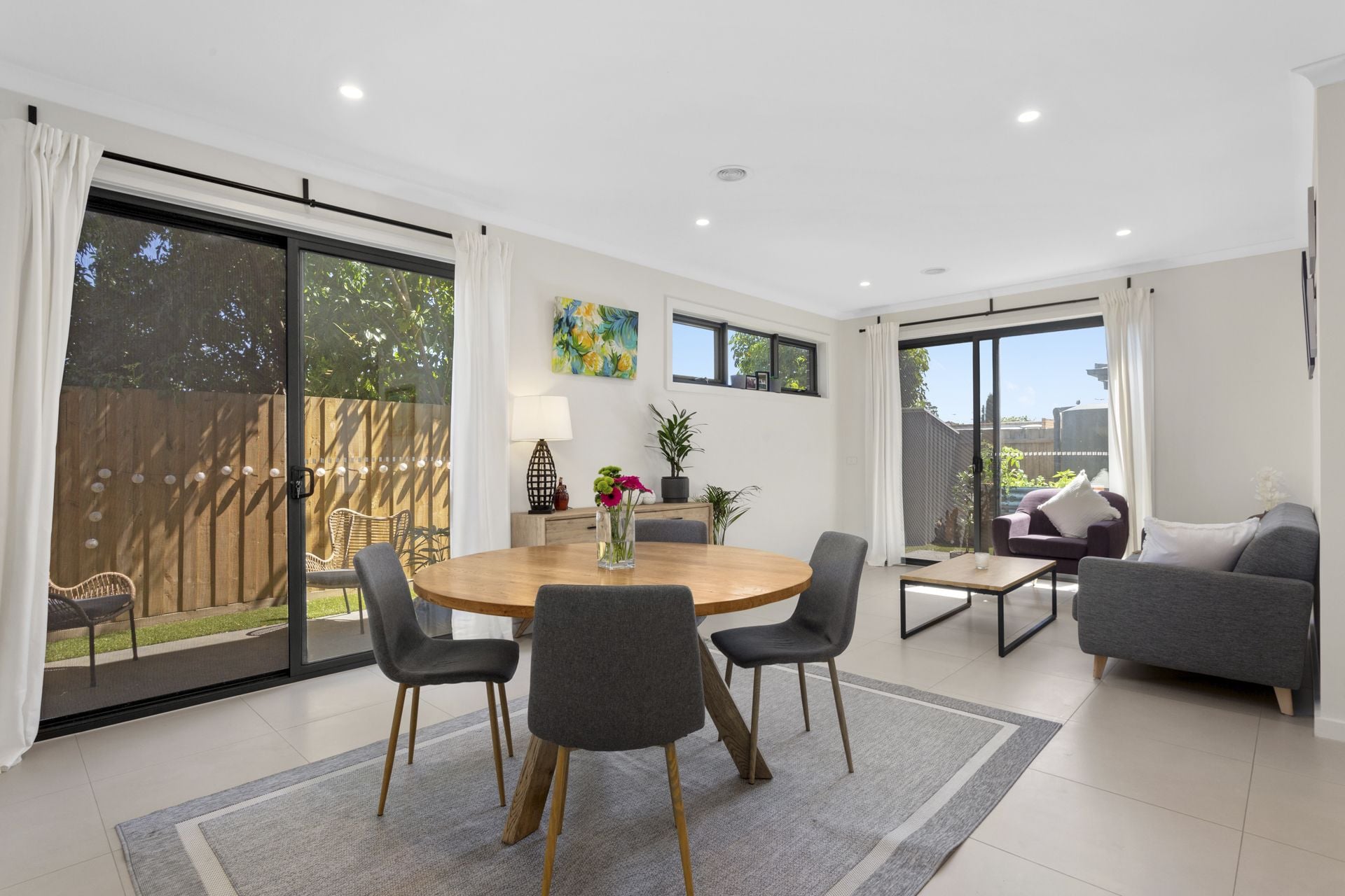 WALK TO THE TRAIN- BOUTIQUE LIVING