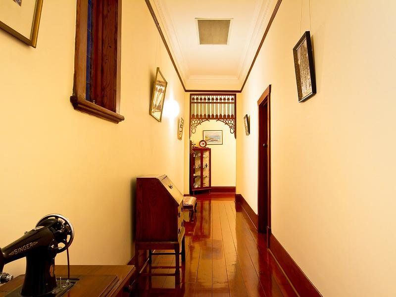 21 Moseley Street, Glenelg - Thumbnail 3