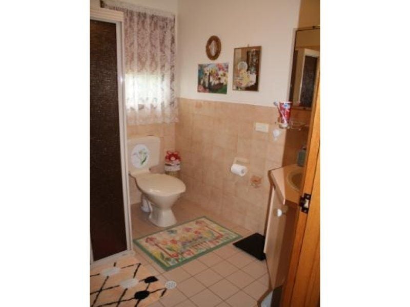 25 Suttontown Road MOUNT GAMBIER SA, Mount Gambier - Thumbnail 2