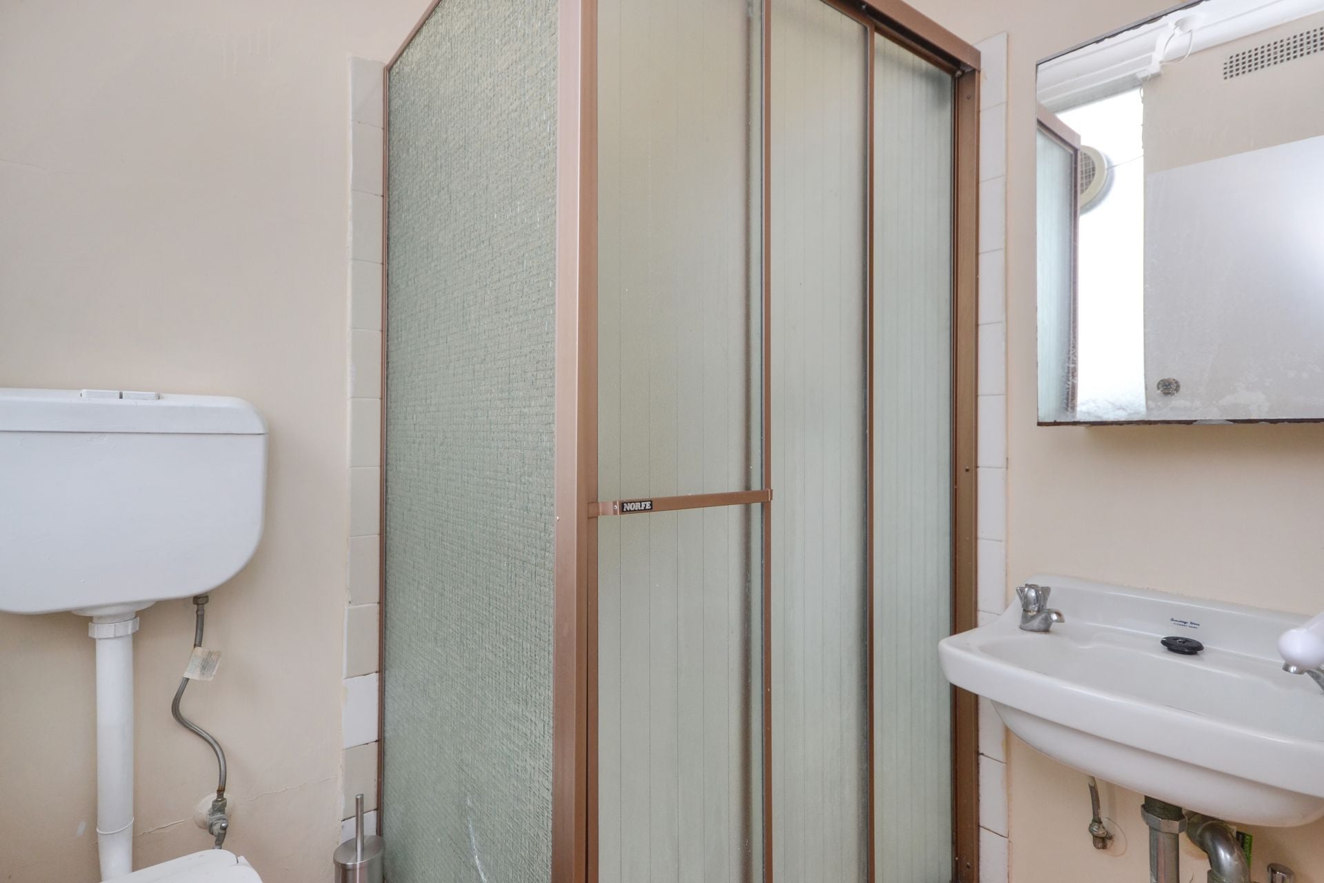 Chich one-bedroom on High