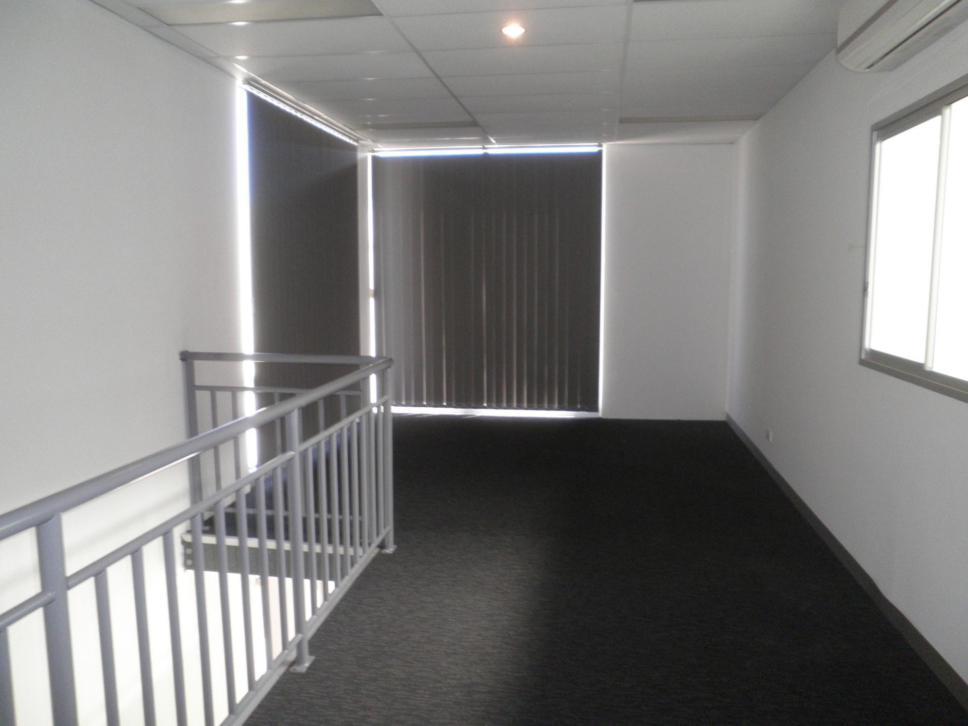 NEW OFFICE/WAREHOUSE - ONLY $1,300/MONTH