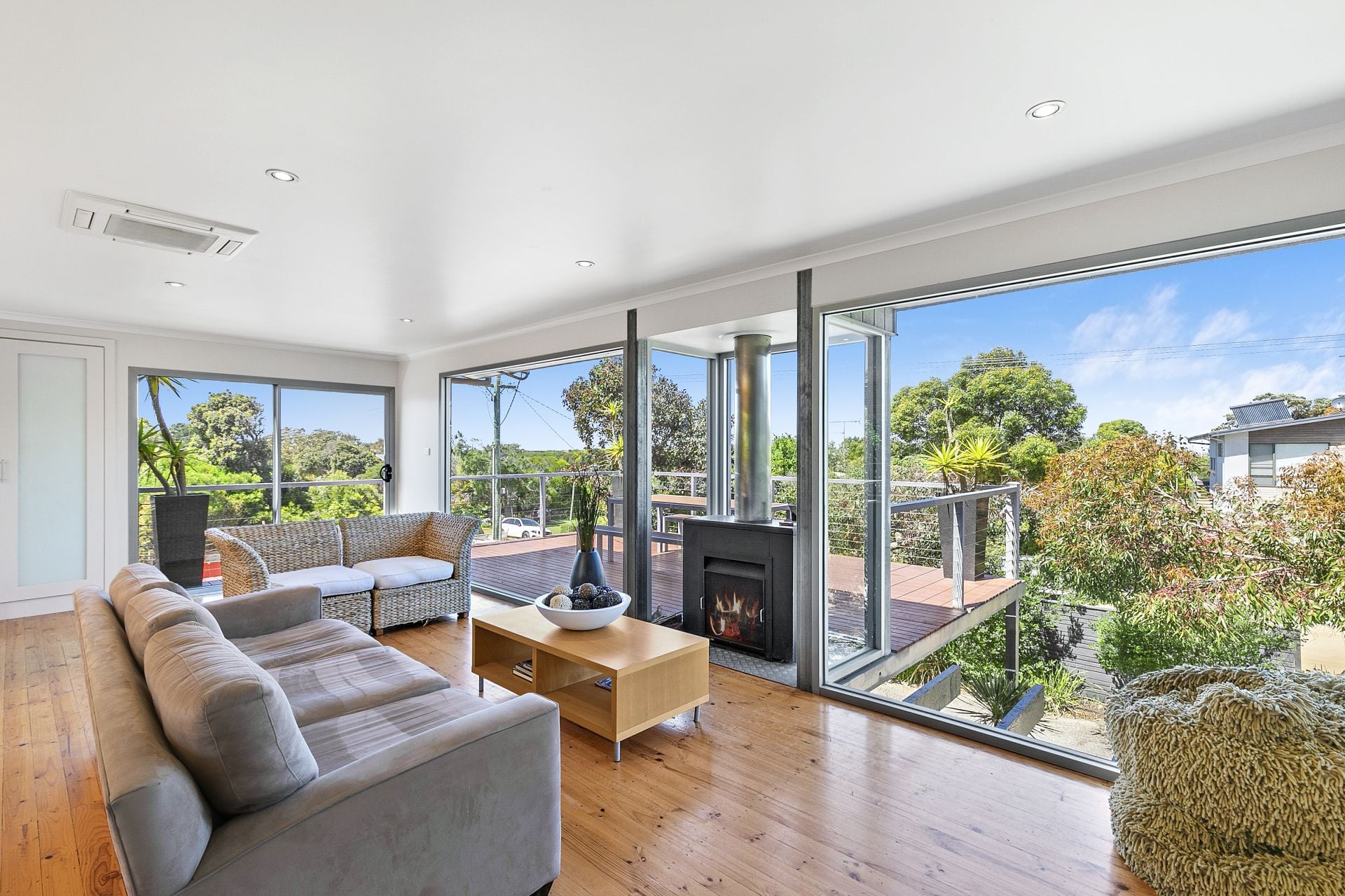 25 Tenth Avenue, Anglesea - Thumbnail 2