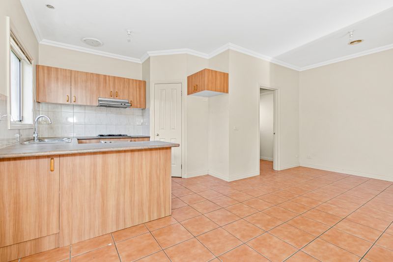 2/5 Hawthorn Court, Mill Park