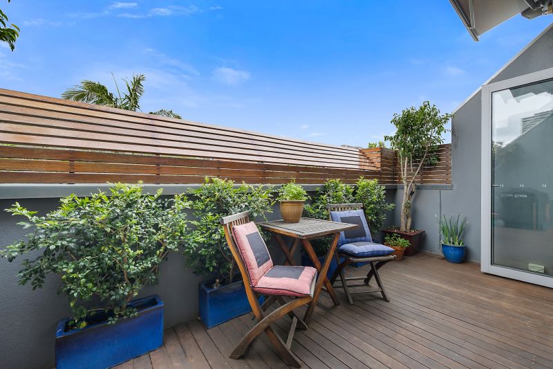 4/25 Crimea Street, St Kilda