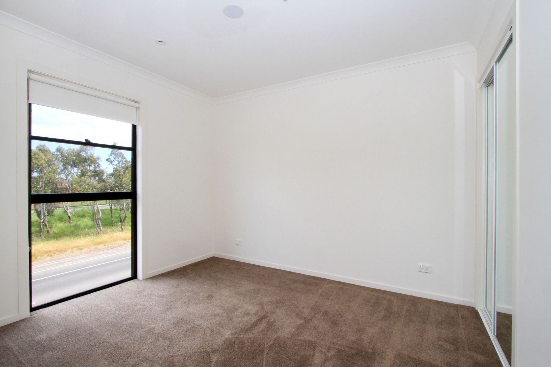 CHIC APARTMENT LIVING WITH AN AFFORDABLE PRICE TAG **UNDER APPLICATION**