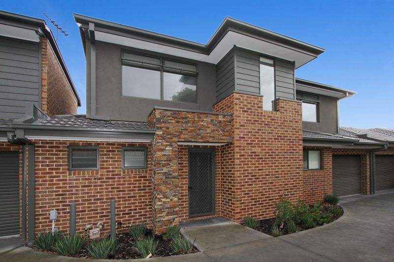 2/12 Mihil Street, Preston