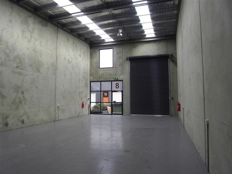 QUALITY WAREHOUSE IN EXCELLENT LOCATION