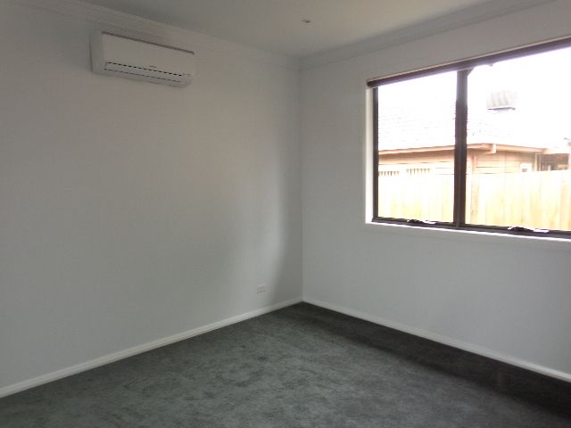 Fabulous modern three bedroom, two bathroom home!