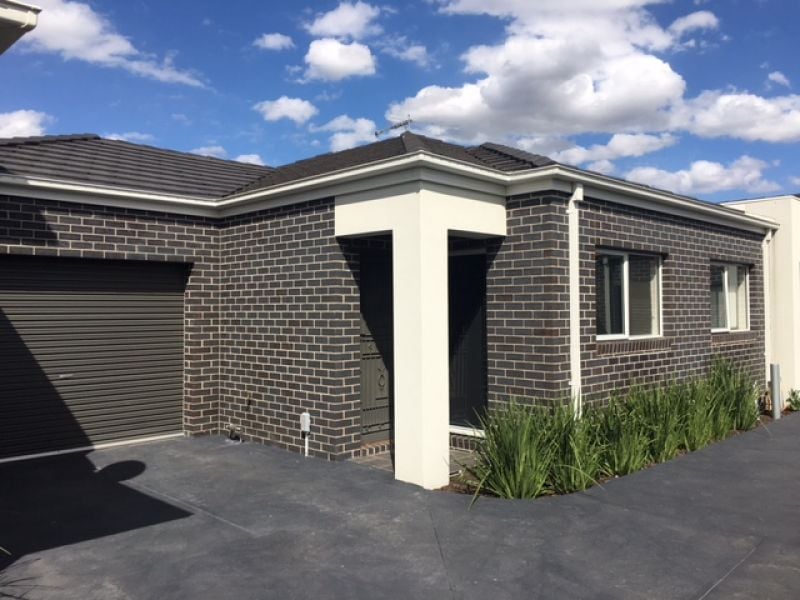3/5 Dumbarton Street, Reservoir