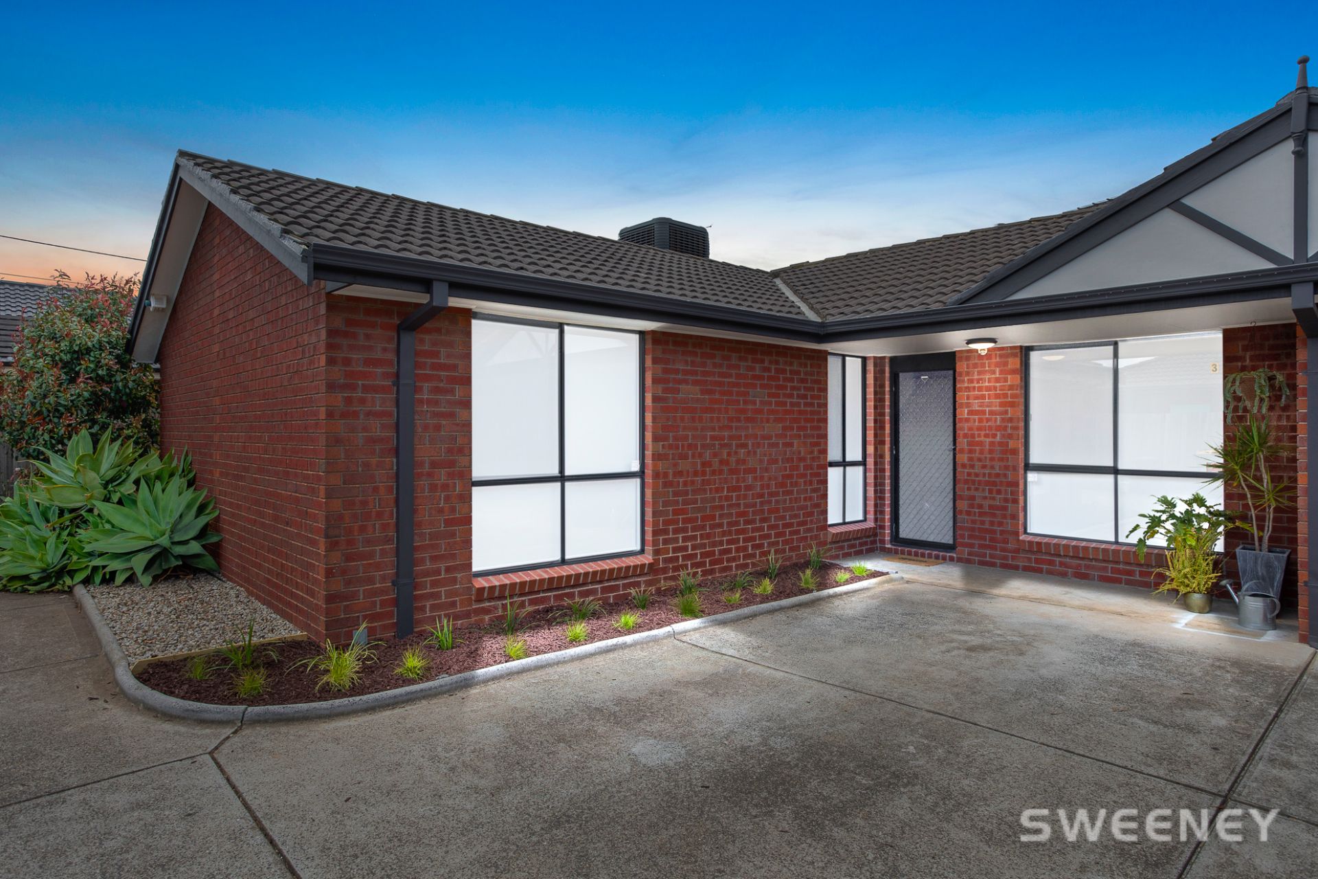 3/64-66 Balaclava Avenue, Altona Meadows - Thumbnail 2
