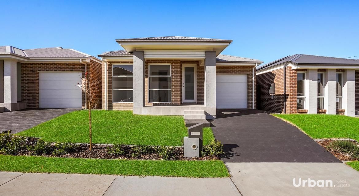 Austral 19 Parhelion Street