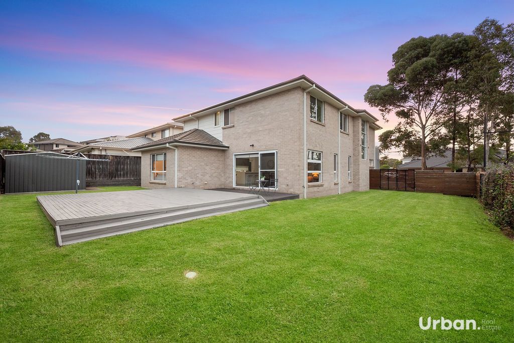 Colebee 15 Kirkwood Crescent