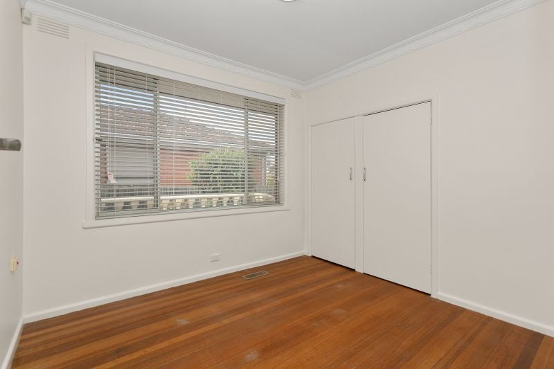 90 Spring Street, Thomastown